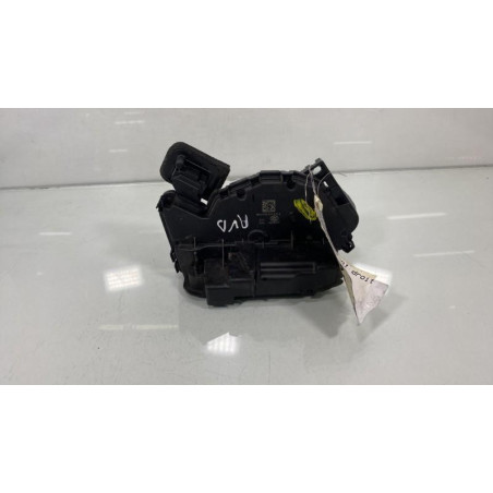 Serrure avant droit VOLKSWAGEN POLO 6
