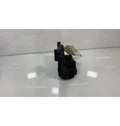 Serrure avant droit VOLKSWAGEN POLO 6