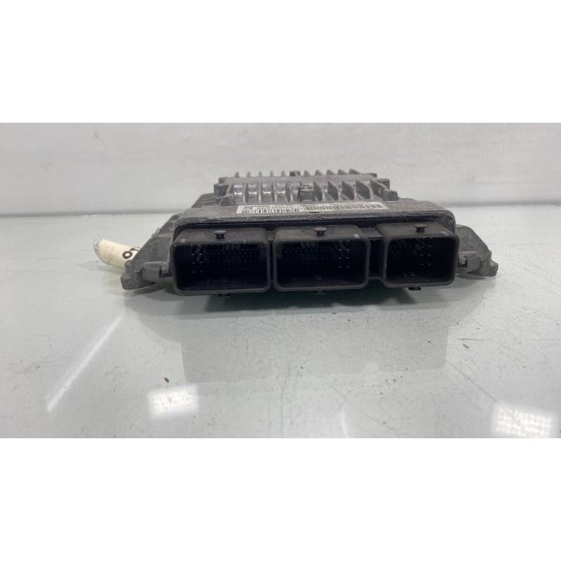 Calculateur moteur PEUGEOT 407 Photo n°3