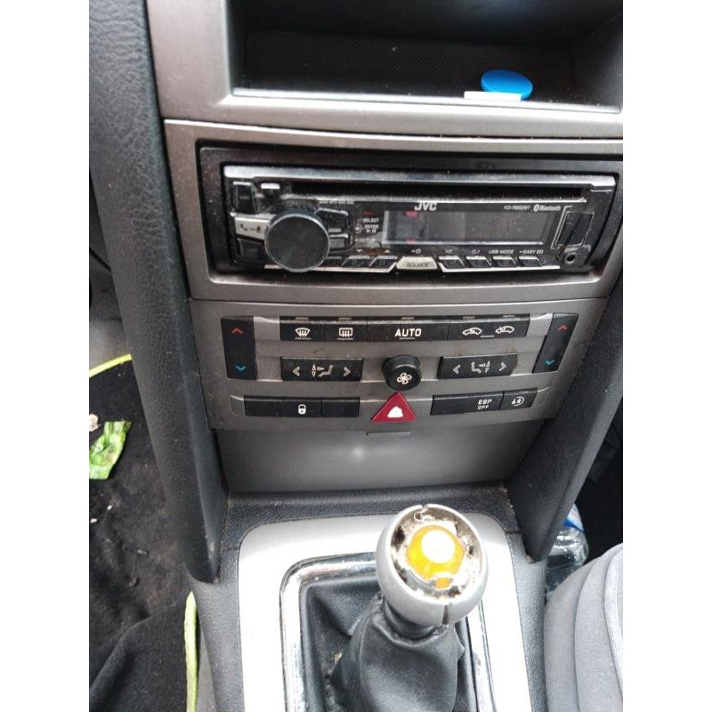 Calculateur moteur PEUGEOT 407 Photo n°5