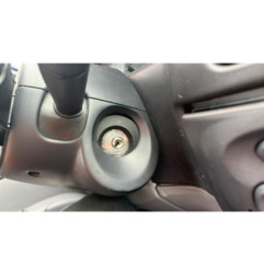 Serrure avant droit RENAULT MEGANE 1