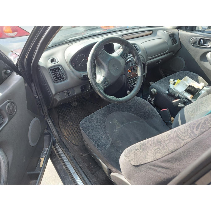 Feu arriere principal gauche (feux) ROVER 200 2 Photo n°7