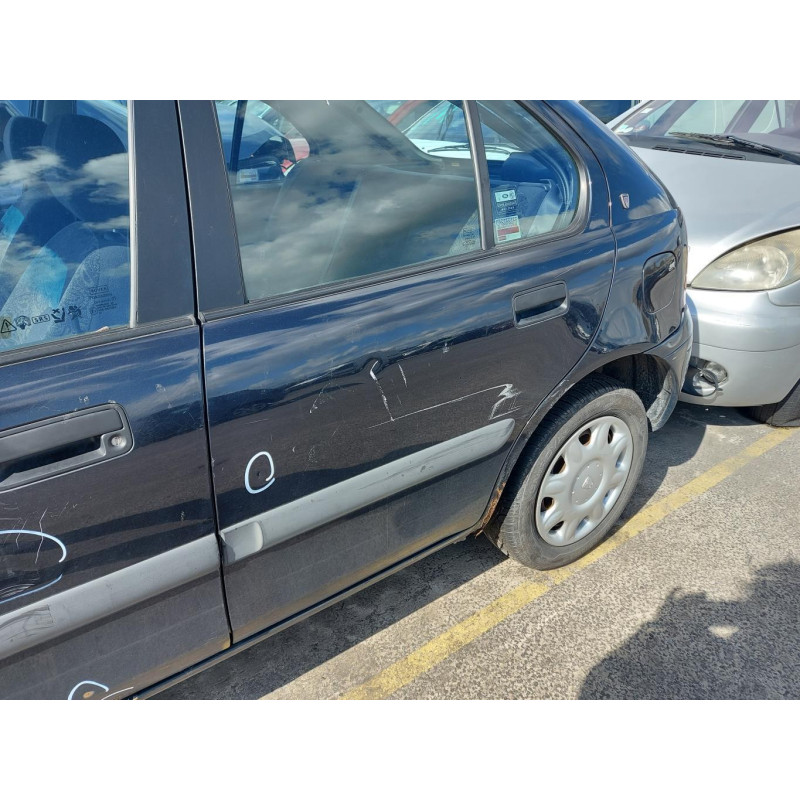 Feu arriere principal gauche (feux) ROVER 200 2 Photo n°10