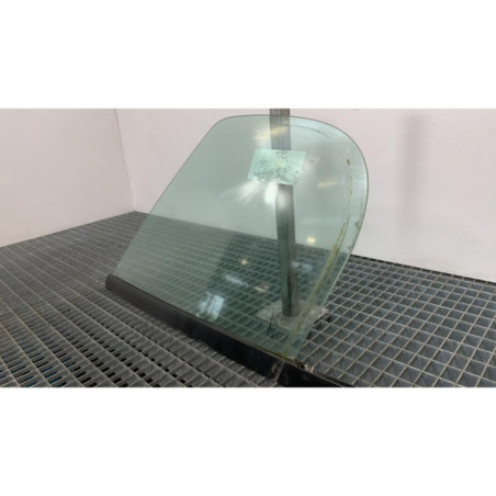 Custode avant droit (porte) OPEL VIVARO 1