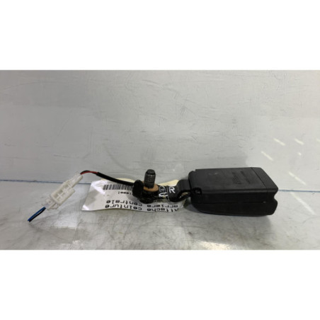 Attache ceinture arriere centrale KIA SPORTAGE 4 Photo n°1