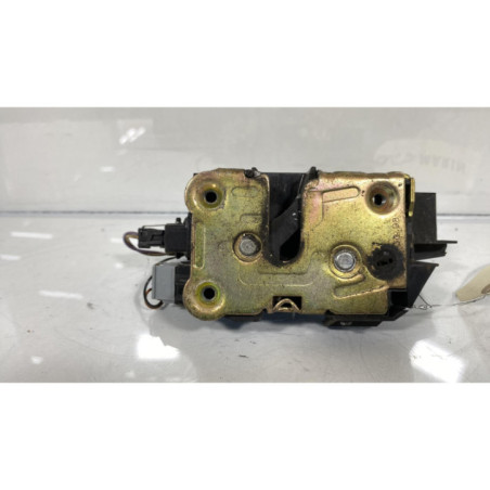 Serrure avant droit RENAULT LAGUNA 1