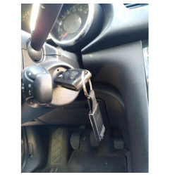Poignee interieur avant gauche PEUGEOT 3008 1