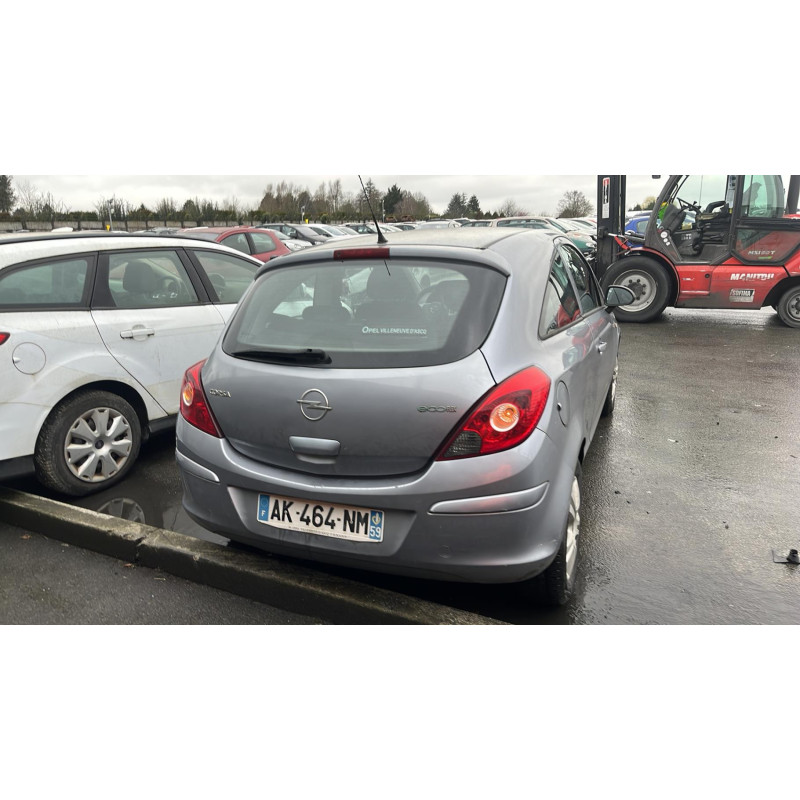 Bouton de warning OPEL CORSA D Photo n°10