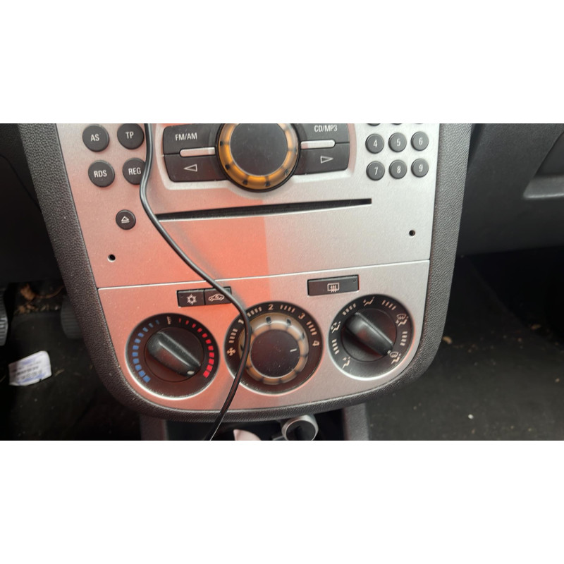 Bouton de warning OPEL CORSA D Photo n°14