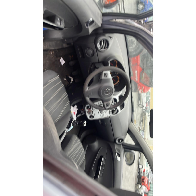 Bouton de warning OPEL CORSA D Photo n°15