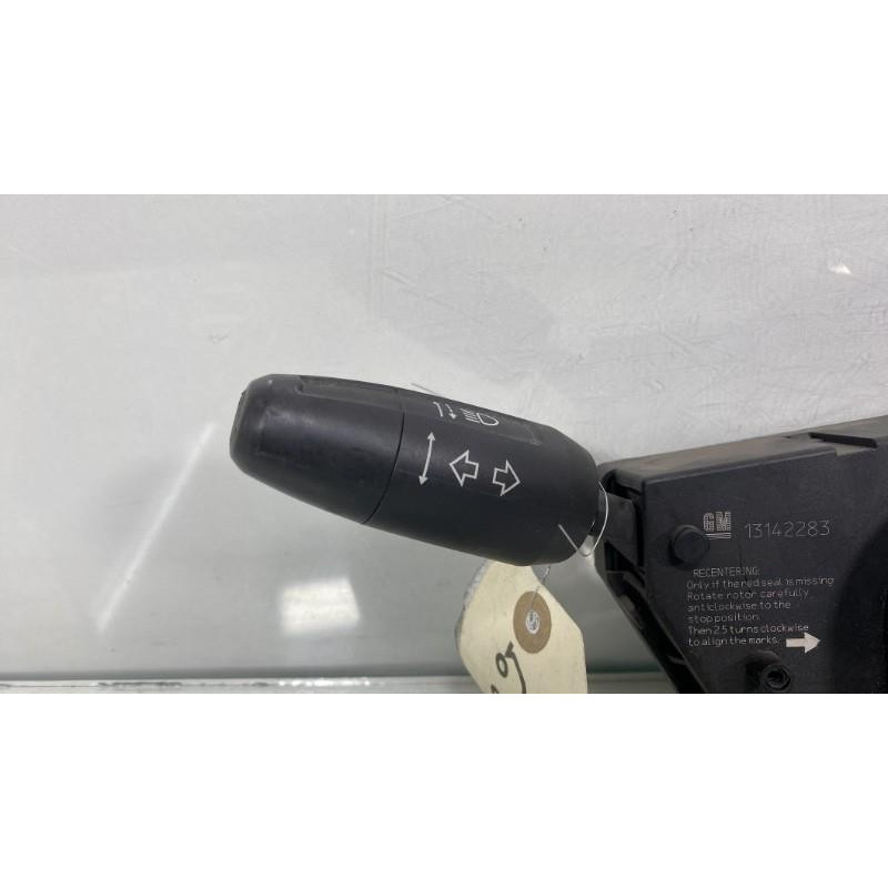 Com (Bloc Contacteur Tournant+Commodo Essuie Glace+Commodo Phare) OPEL CORSA D Photo n°1