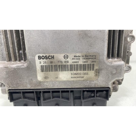 Calculateur moteur RENAULT SCENIC 2 Photo n°1