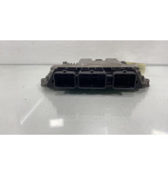 Calculateur moteur RENAULT SCENIC 2
