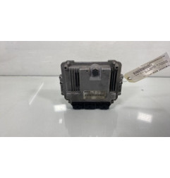 Calculateur moteur RENAULT SCENIC 2