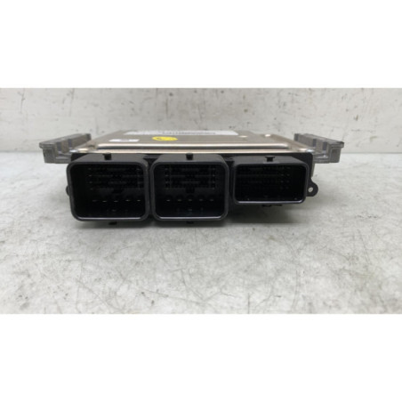 Calculateur moteur PEUGEOT 208 1 Photo n°1