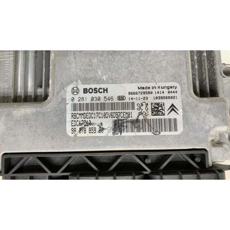 Calculateur moteur PEUGEOT 208 1 Photo n°3