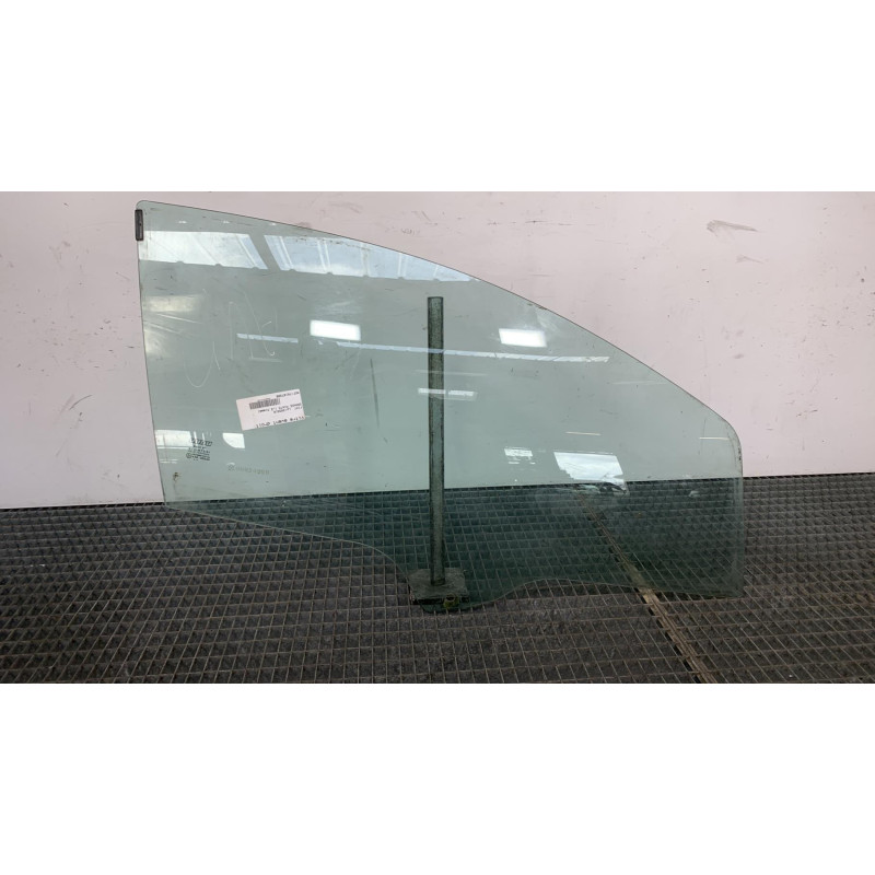 Vitre avant droit FIAT GRANDE PUNTO Photo n°3