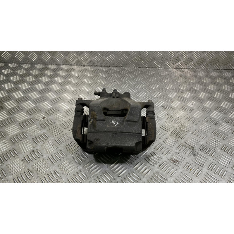 Etrier avant droit (freinage) CHEVROLET ORLANDO Photo n°3