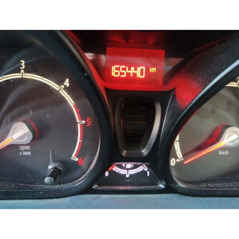 Volant FORD FIESTA 6 Photo n°4