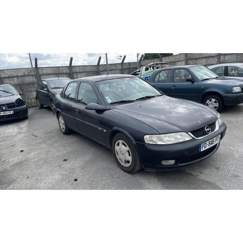 Moteur essuie glace avant OPEL VECTRA B Photo n°11