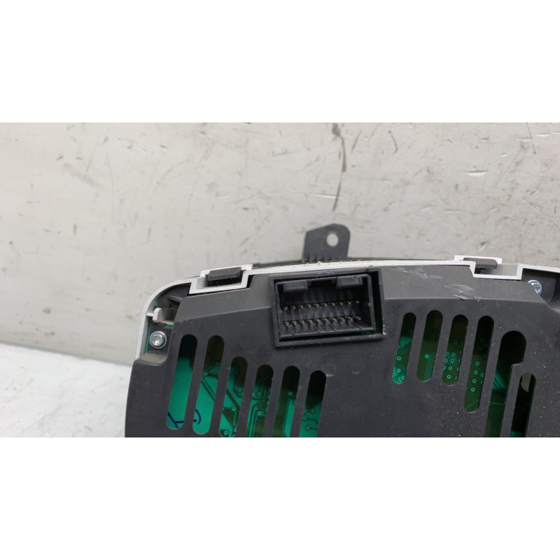 Compteur HYUNDAI I 20 1 Photo n°3