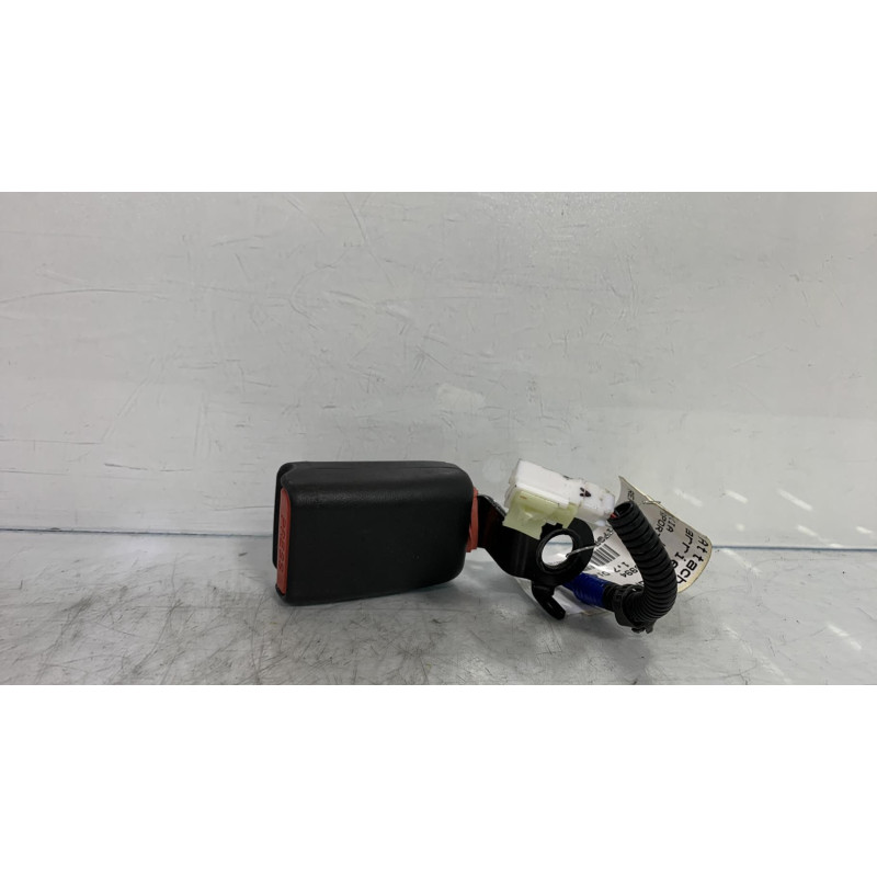 Attache ceinture arriere droit KIA SPORTAGE 4 Photo n°3