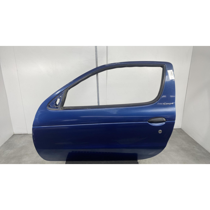 Porte avant gauche RENAULT MEGANE 1 Photo n°4