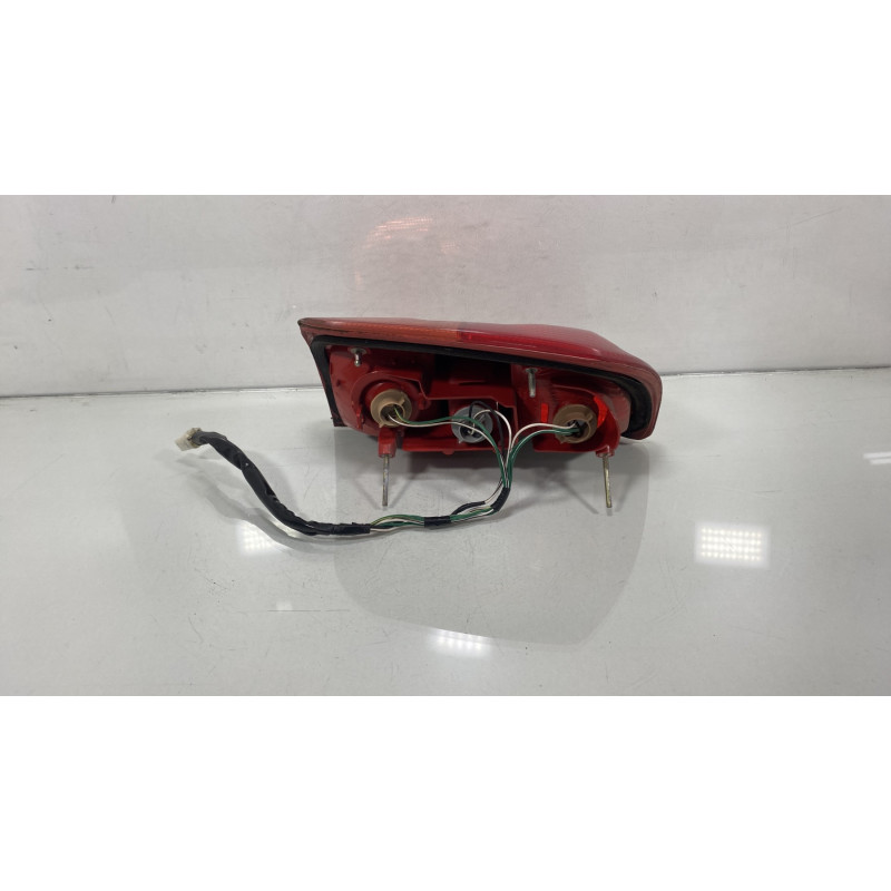 Feu arriere principal droit (feux) TOYOTA RAV4 2 Photo n°3