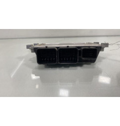 Calculateur moteur PEUGEOT 208 1