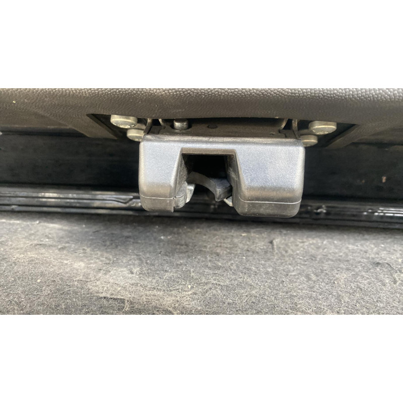 Malle/Hayon arriere OPEL MERIVA A Photo n°1