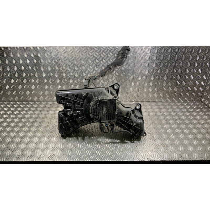 Reservoir AdBlue RENAULT CLIO 5 Photo n°4