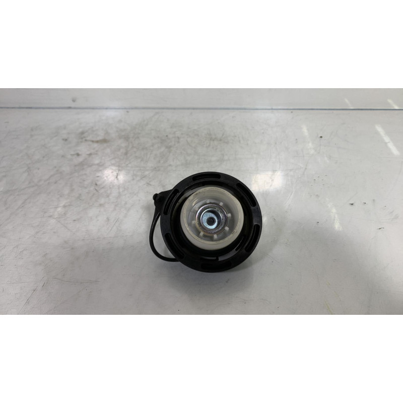 Bouchon de carburant KIA CEE-D 1 Photo n°2