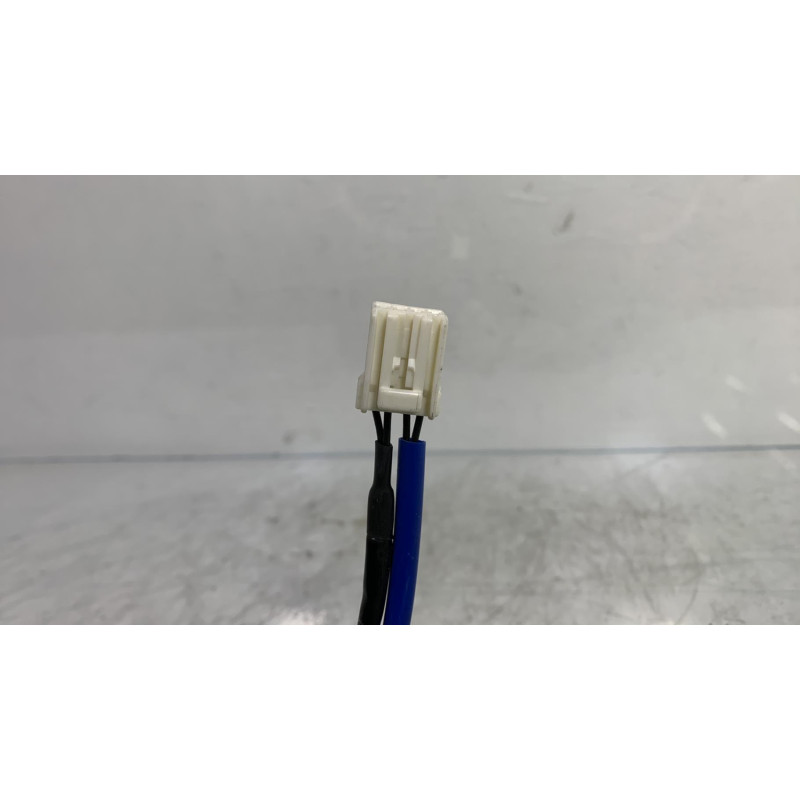 Attache ceinture arriere gauche KIA CEE-D 1 Photo n°1