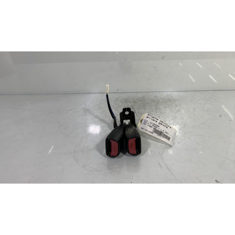 Attache ceinture arriere gauche KIA CEE-D 1 Photo n°2