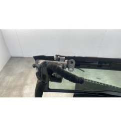 Lunette arriere VOLKSWAGEN TOUAREG 1