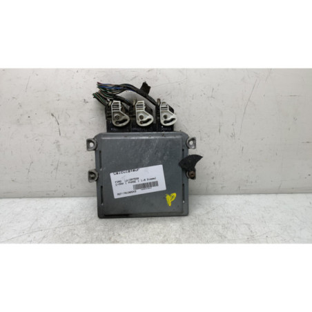 Calculateur moteur FORD C-MAX 1