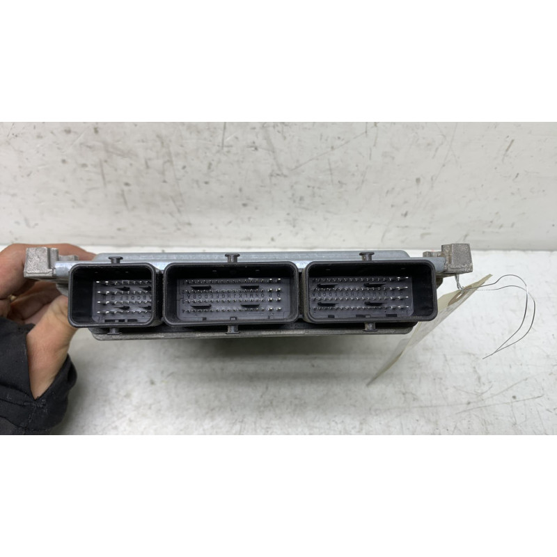 Calculateur moteur RENAULT MEGANE 3 Photo n°1