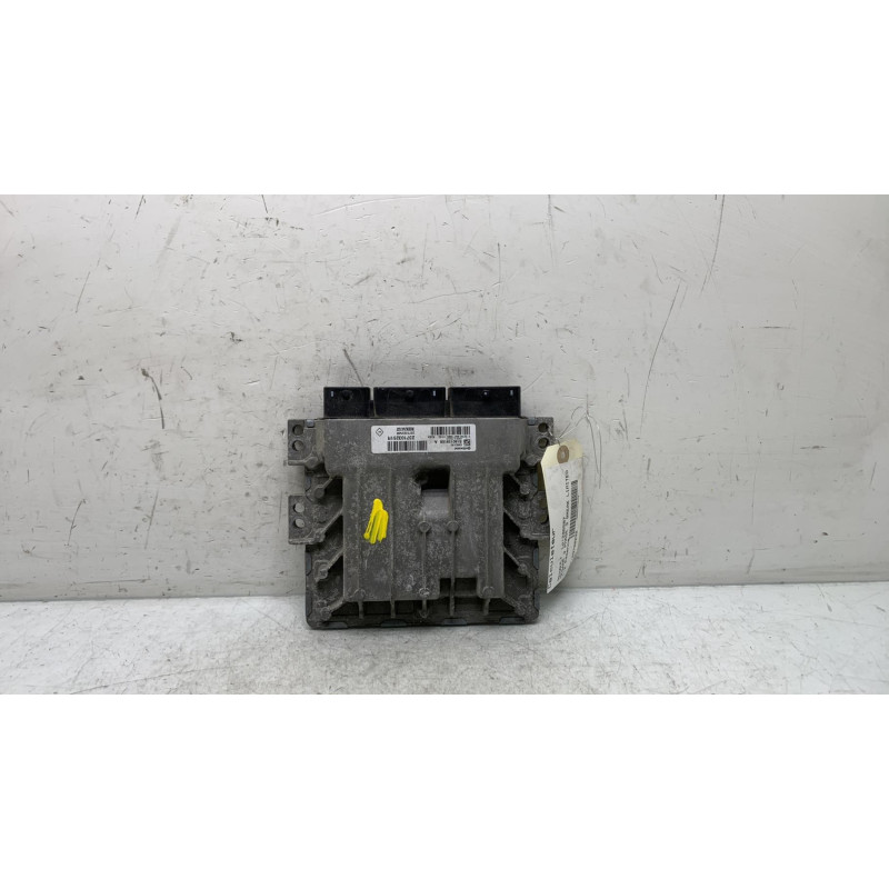 Calculateur moteur RENAULT MEGANE 3 Photo n°4