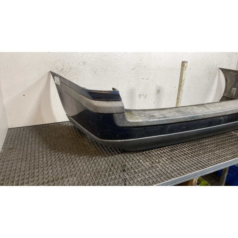 Pare choc arriere VOLVO V 70 1 Photo n°2
