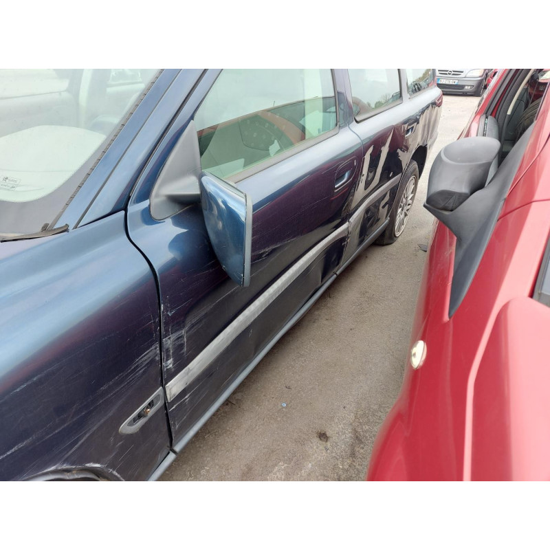 Pare choc arriere VOLVO V 70 1 Photo n°9