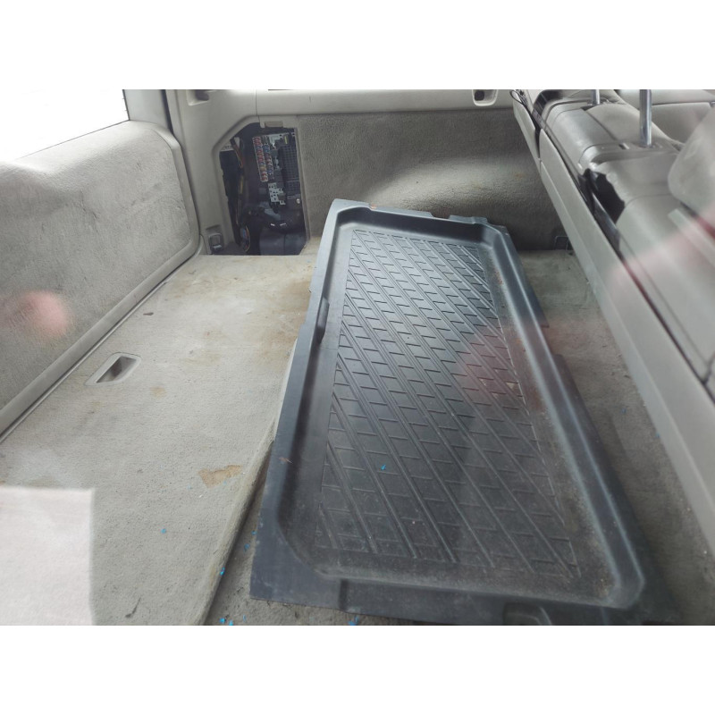 Pare choc arriere VOLVO V 70 1 Photo n°13