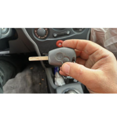 Calculateur moteur RENAULT MODUS