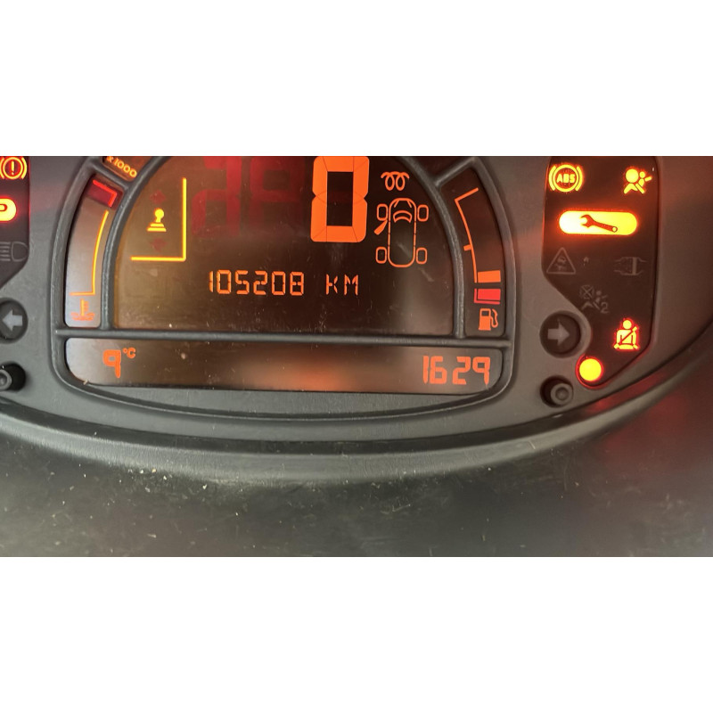 Calculateur moteur RENAULT MODUS Photo n°10