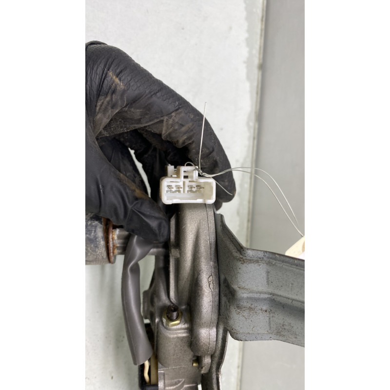 Moteur essuie glace arriere HYUNDAI GETZ Photo n°2