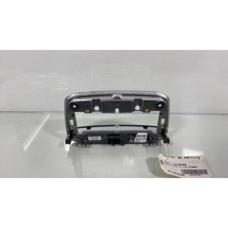 Bouton de warning FIAT PUNTO EVO 3 Photo n°1