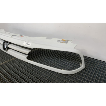Calandre PEUGEOT 806 Photo n°1