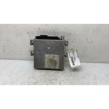 Calculateur moteur PEUGEOT 806 Photo n°1