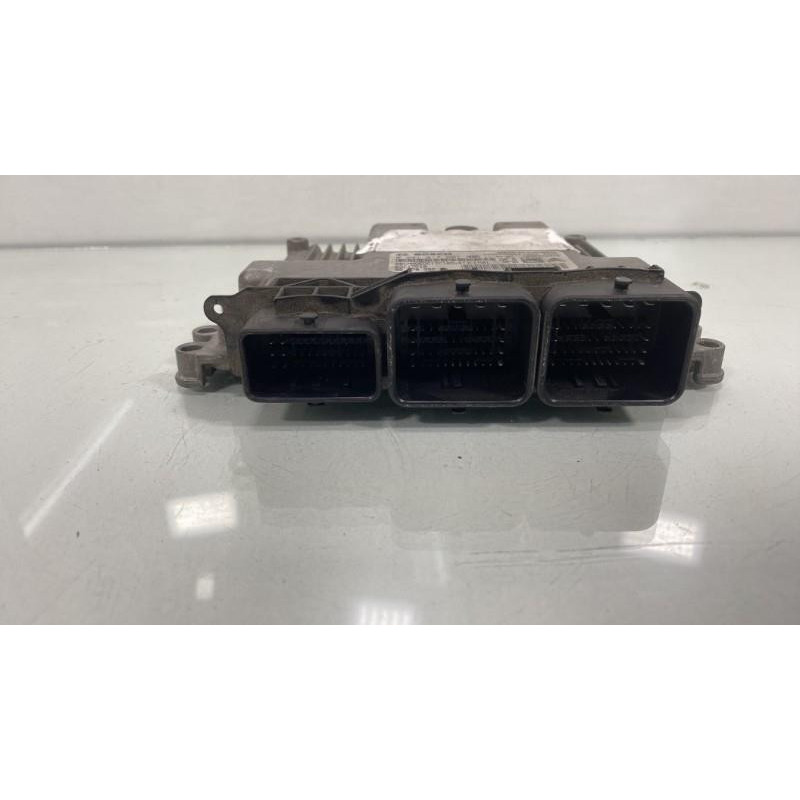Calculateur moteur PEUGEOT 206+ Photo n°3