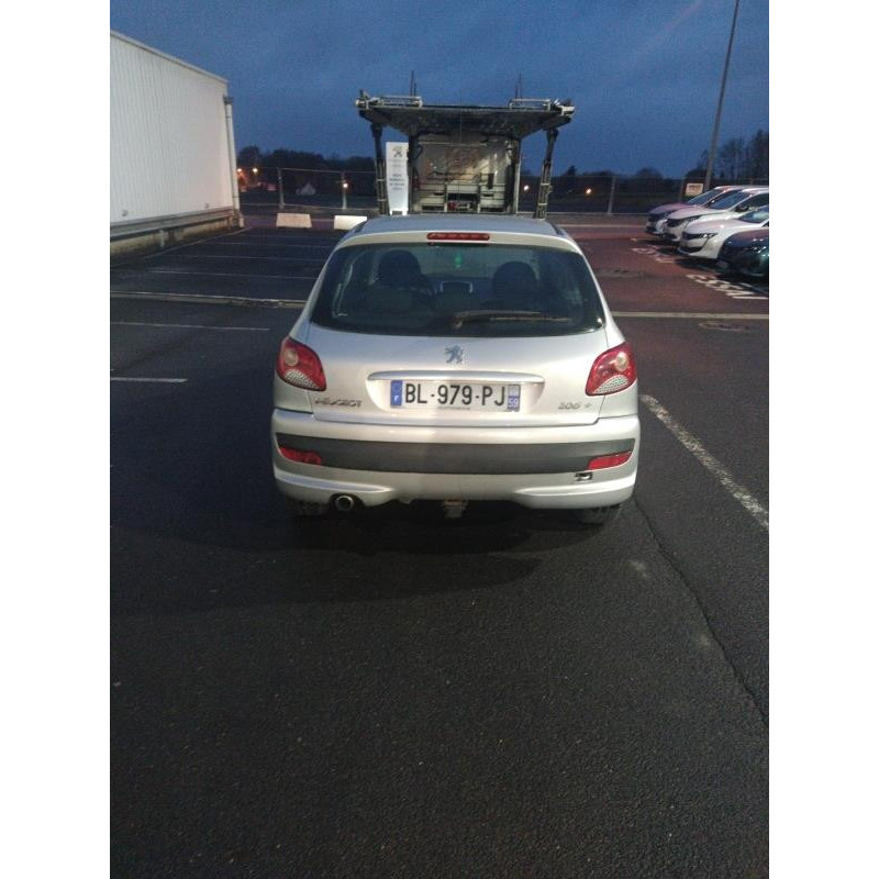 Calculateur moteur PEUGEOT 206+ Photo n°5