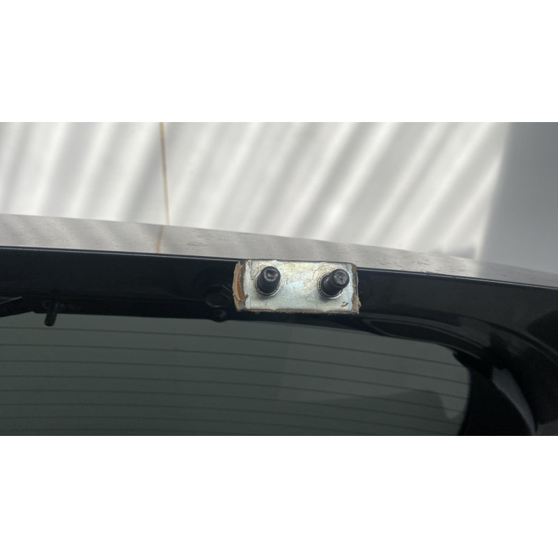 Malle/Hayon arriere TOYOTA COROLLA VERSO 2 Photo n°4